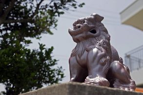 沖縄のシーサー