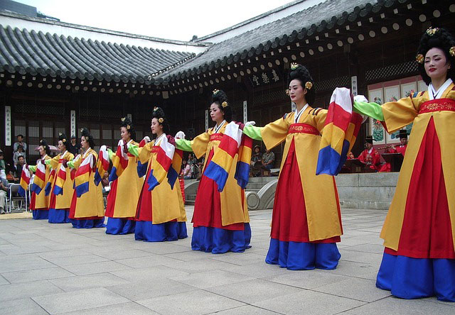 韓国の伝統衣装